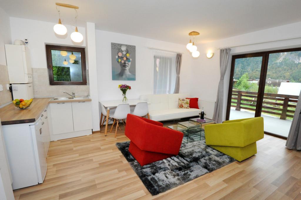 Yael Luxury Apartments 1 Buşteni Eksteriør billede
